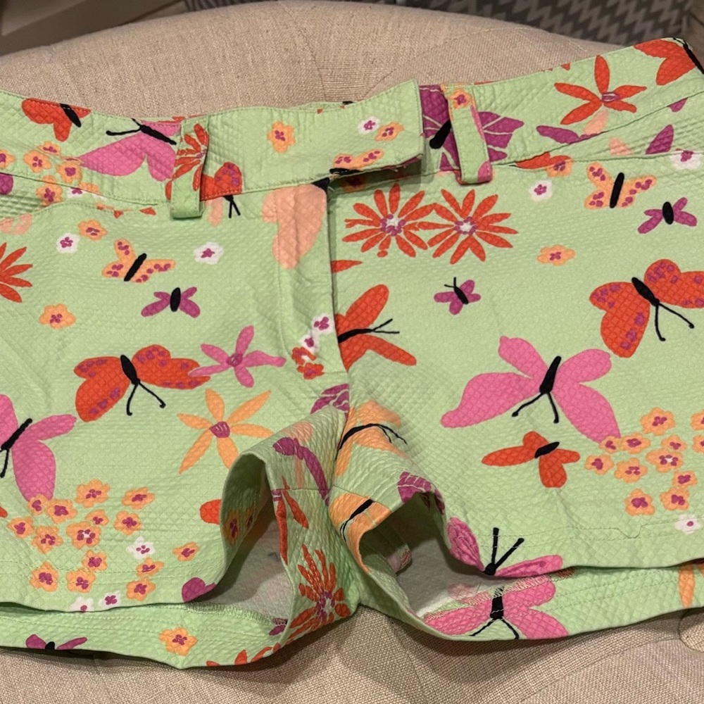 Lilly Pulitzer Green and Pink Bermuda Shorts Vibrant Floral Print
